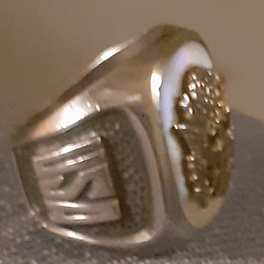 WWII ERA ARMY RING - Picture 2 of 2